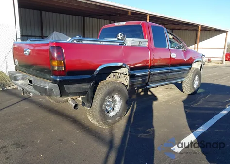 2000 GMC Sierra 1500 Sle z USA, uszkodzony, nr VIN 2GTEK19T0Y1110064